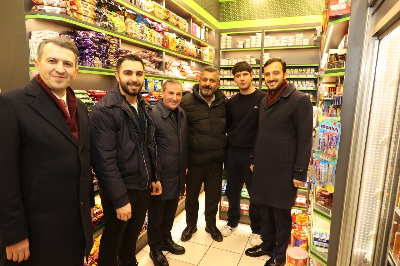 AK Parti İstanbul İl Başkan Adayı Abdullah Özdemir'den kongre öncesi esnaf ziyareti 2
