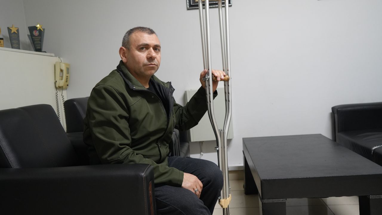 Hayatı karardı! Menisküs ameliyatı için gitti hastaneden engelli olarak çıktı! 3