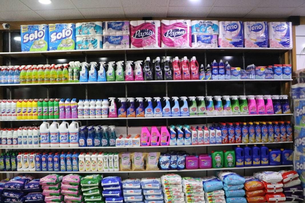 Ölümcül sonuçlara neden olabilir! Bakanlık ünlü çamaşır suyu markasını marketlerden toplatıyor 2