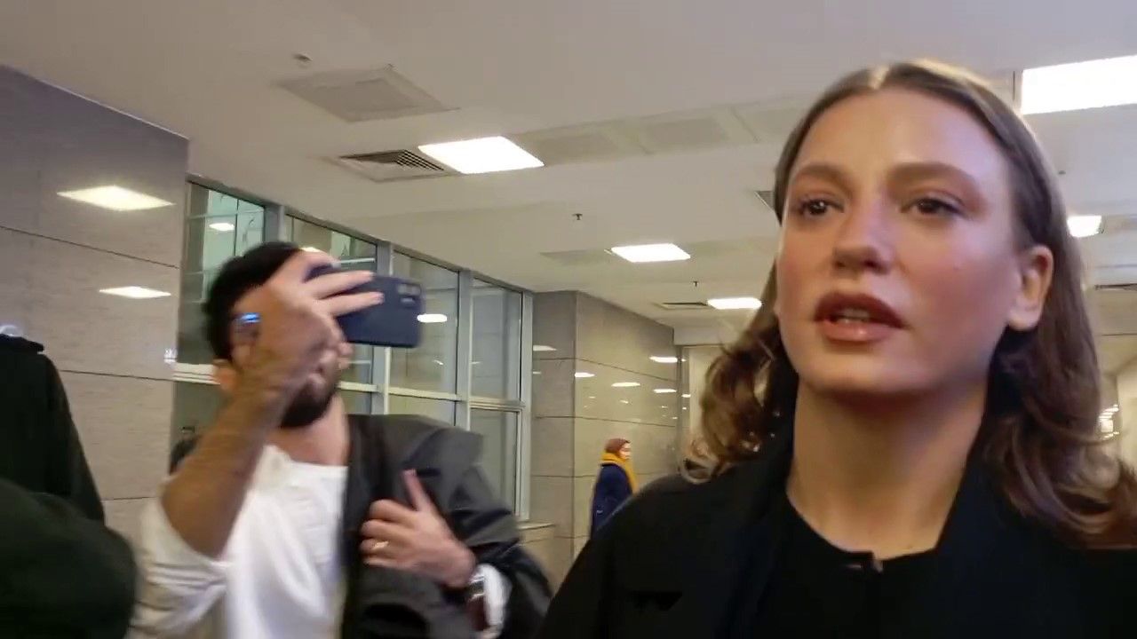 Serenay Sarıkaya, Ayşe Barım'la arasındaki para alışverişini böyle anlattı 3