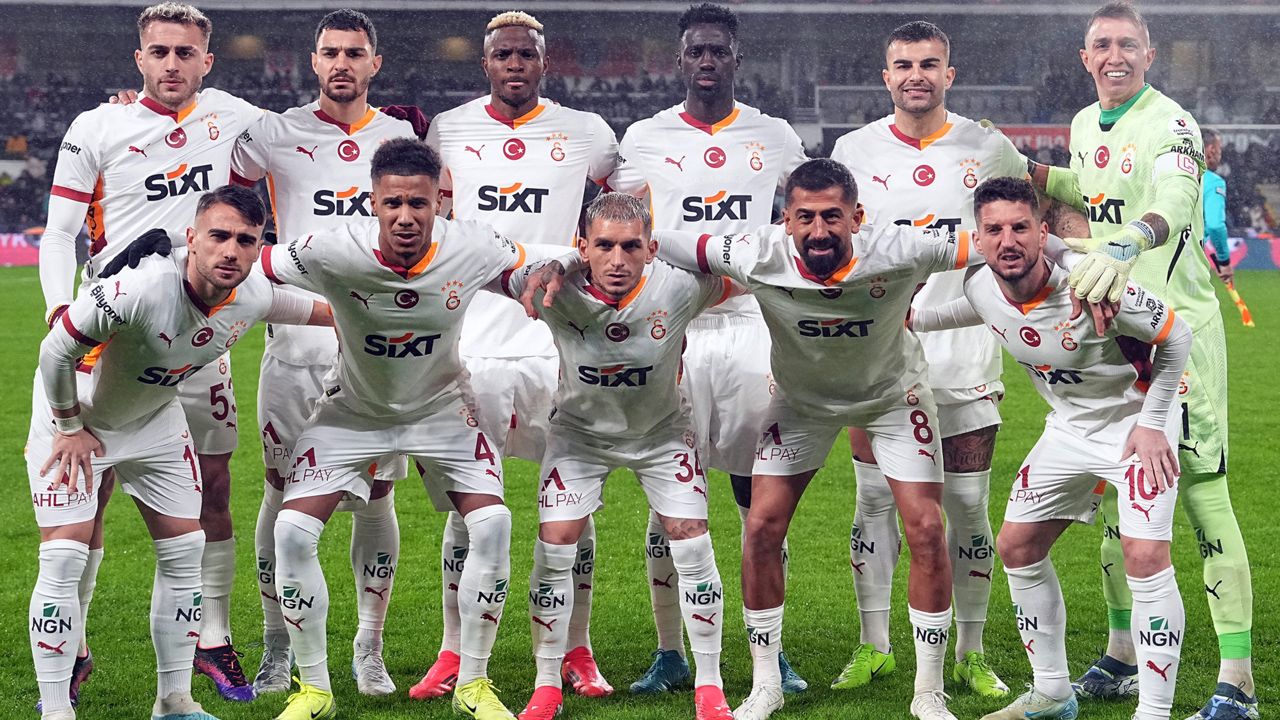 Galatasaray'ın Hatayspor maçı ilk 11'i belli oldu! Okan Buruk Kerem Demirbay kararından vazgeçmiyor 1