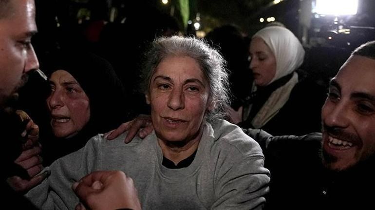 İsrail hapishanesinde olan Filistinli aktivist Halide Cerrar tanınmaz halde çıktı! 9