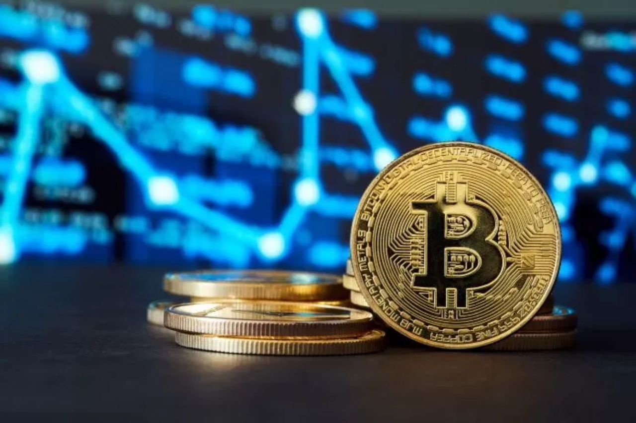 Trump göreve başladı, Bitcoin zirveden döndü 7