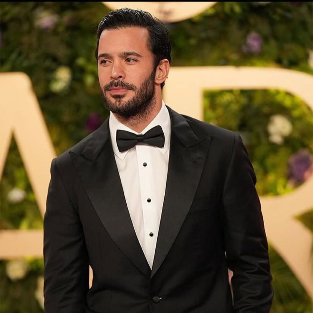Riyad'da Türk oyuncuların İngilizce sınavı! Barış Arduç ve Fahriye Evcen tam not aldı! ''Burak Özçivit bildiği tüm kelimeleri sıralamış” 4