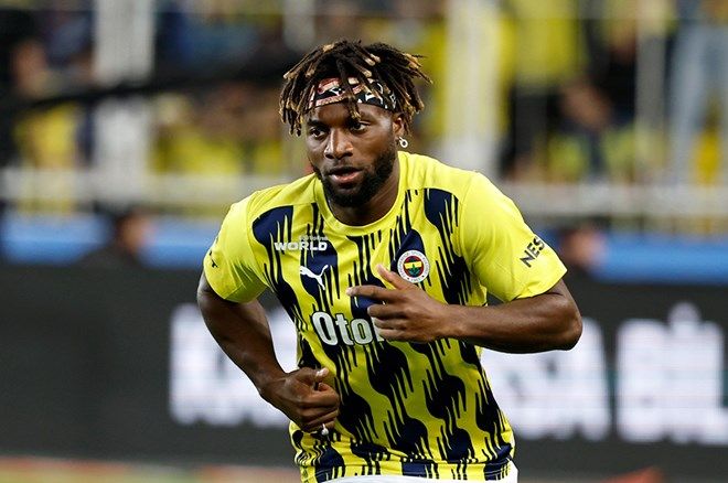 Fenerbahçe'de karar çıktı! Jose Mourinho raporunu sundu: 3 futbolcuyla yollar ayrılıyor 6