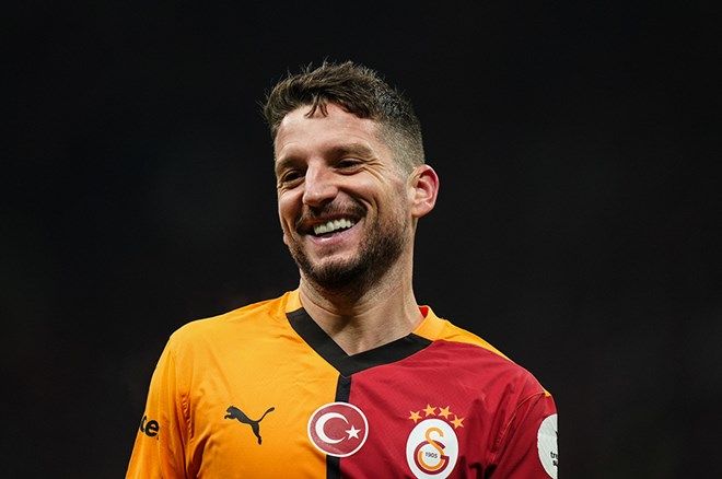 Dries Mertens'ten rekor: Dinamo Kiev maçında tarihe adını yazdırdı! 6