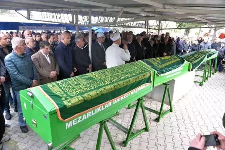 Otel yangını faciasında yok olan aileler! Yürek dağlayan görüntüler! Anne-kızın helalliğinde gözyaşları sel oldu... 2