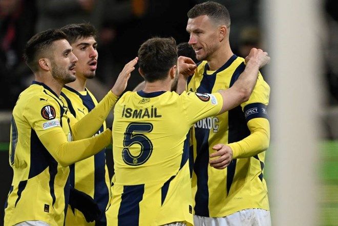 UEFA'dan Galatasaray'a 17 milyon 818 bin euro! Fenerbahçe ve Beşiktaş'a fark attı! İşte temsilcilerimizin Avrupa Ligi'nden kazandığı ücretler 3