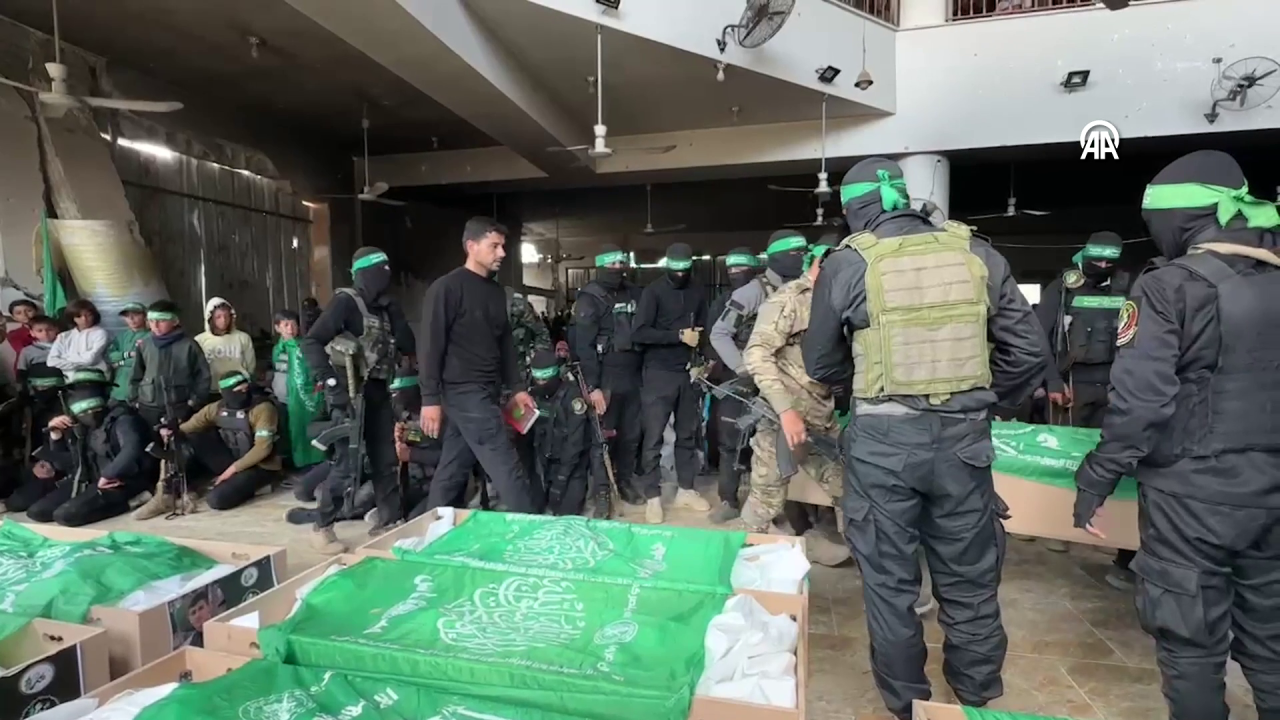 İsrail şehit etmişti... Gazze'de şehit komutan Muhammed Deif için gıyabi cenaze namazı! 4