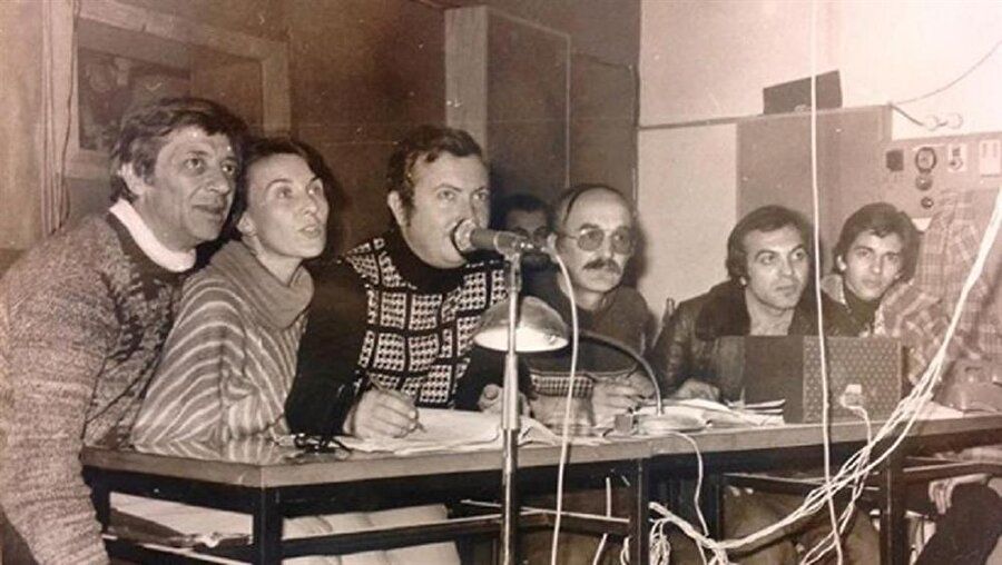 Ferdi Tayfur'u Huzurum Kalmadı filminde o isim seslendirmiş! 4