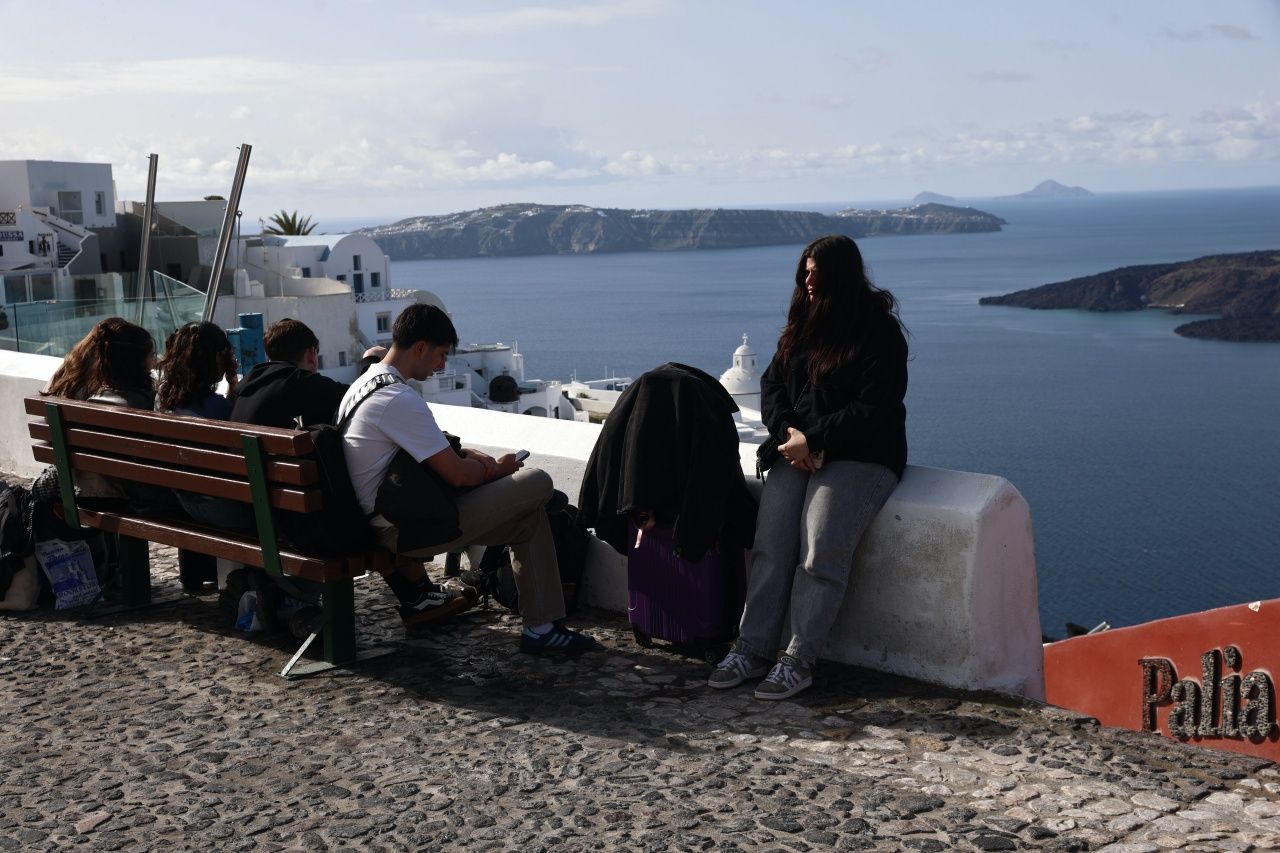 10 dakikada bir deprem oluyor! Santorini Adası neredeyse boşaltıldı! "3 dakikada bir yer değiştiriyoruz" 4