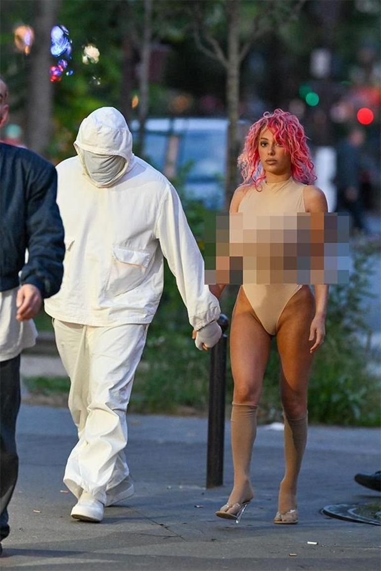 Grammy'de şok hareket! Kanye West'in karısı aniden soyundu! 8