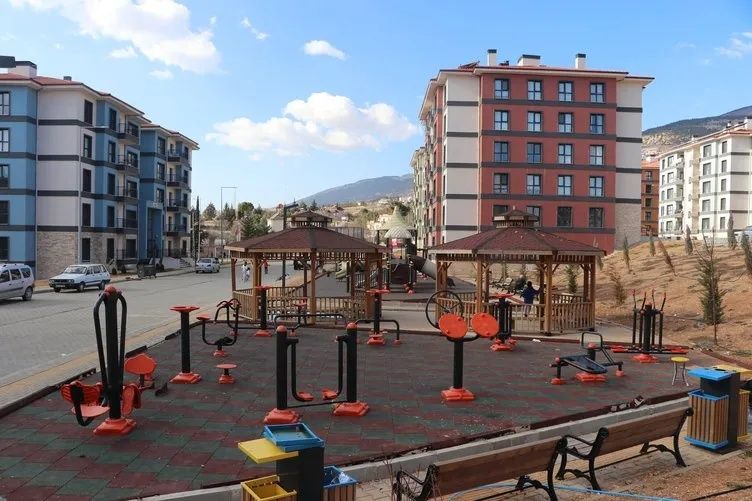 11 şehir yeniden ayağa kalktı! Devlet ve millet el ele felaketin izlerini siliyor... 2.6 trilyon liralık dev kaynak 19