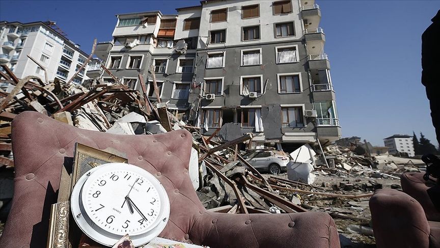 Asrın felaketinin 2. yıl dönümü... Ünlü isimler binlerce canımızı yitirdiğimiz 6 Şubat depremlerini unutmadı 1