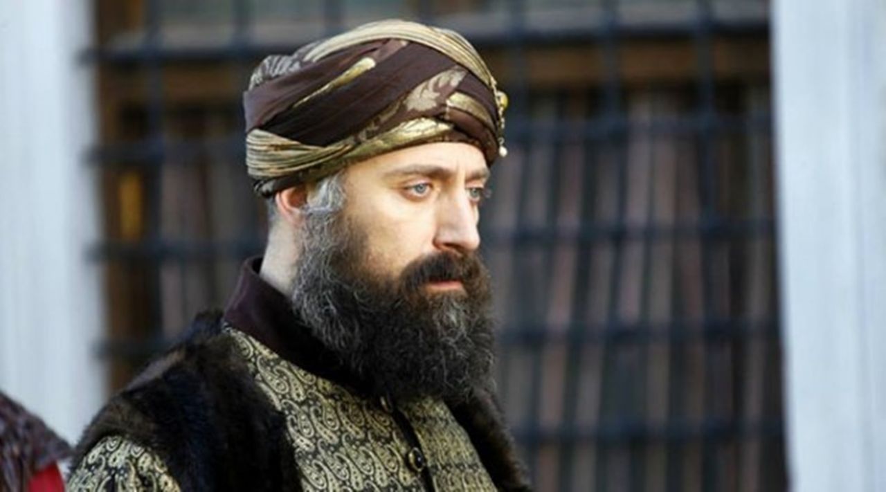 Gelirlerini düşük gösterdiler: Mali denetimde radara takılan 8 ünlü isim belli oldu! Hadise, Serenay Sarıkaya, Halit Ergenç... 3