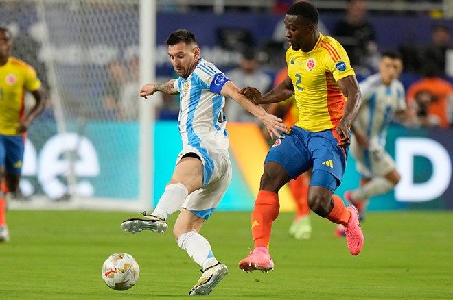 Galatasaray'ın yeni transferi sessiz sedasız İstanbul'a geldi! 8 milyon euro bonservis, 3.5 yıllık anlaşma: Davinson Sanchez kefil oldu 5