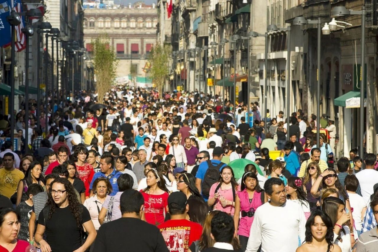 Türkiye'nin en yoğun bölgeleri belli oldu! Bin kişiden 11'i bu ilçelerde yaşıyor 6
