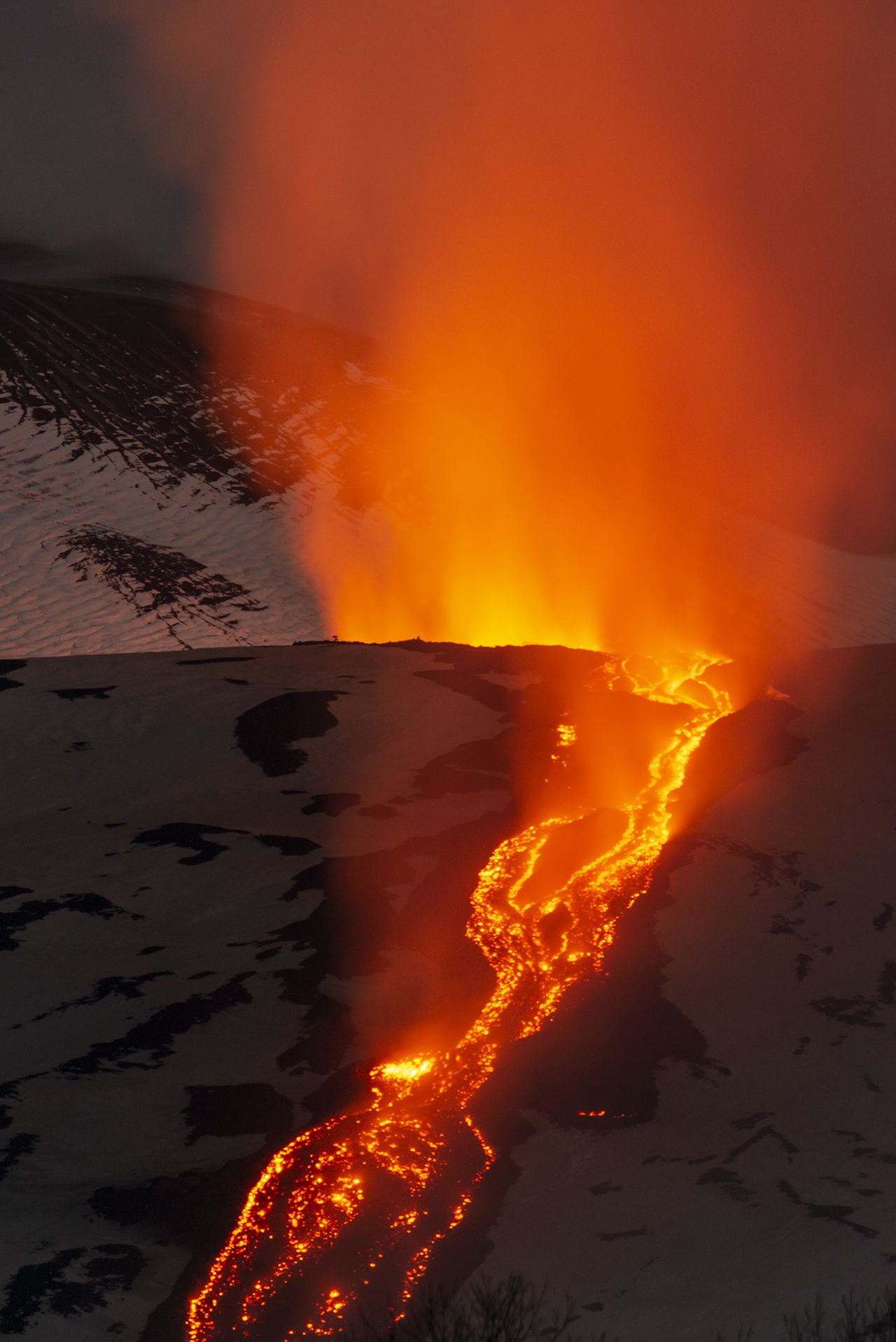 Etna Yanardağı harekete geçti! Lav ve kül bulutları gökyüzünü kapladı! Kabus geri döndü! 2