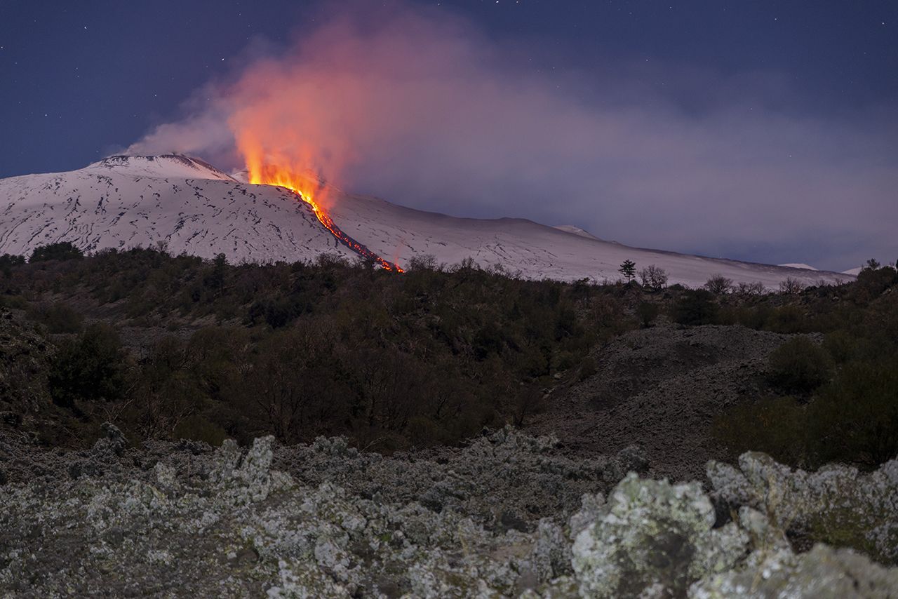 Etna Yanardağı harekete geçti! Lav ve kül bulutları gökyüzünü kapladı! Kabus geri döndü! 3