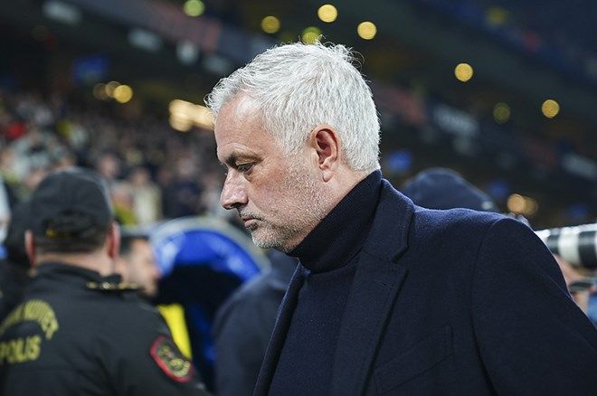 Fenerbahçeliler bu sözlere mest oldu: Anderlecht gelmedi mi, ülkesinde mi kaldı! Bir gram abartmıyorum; bu sezon izlediğim en iyi Fenerbahçe'ydi! 4