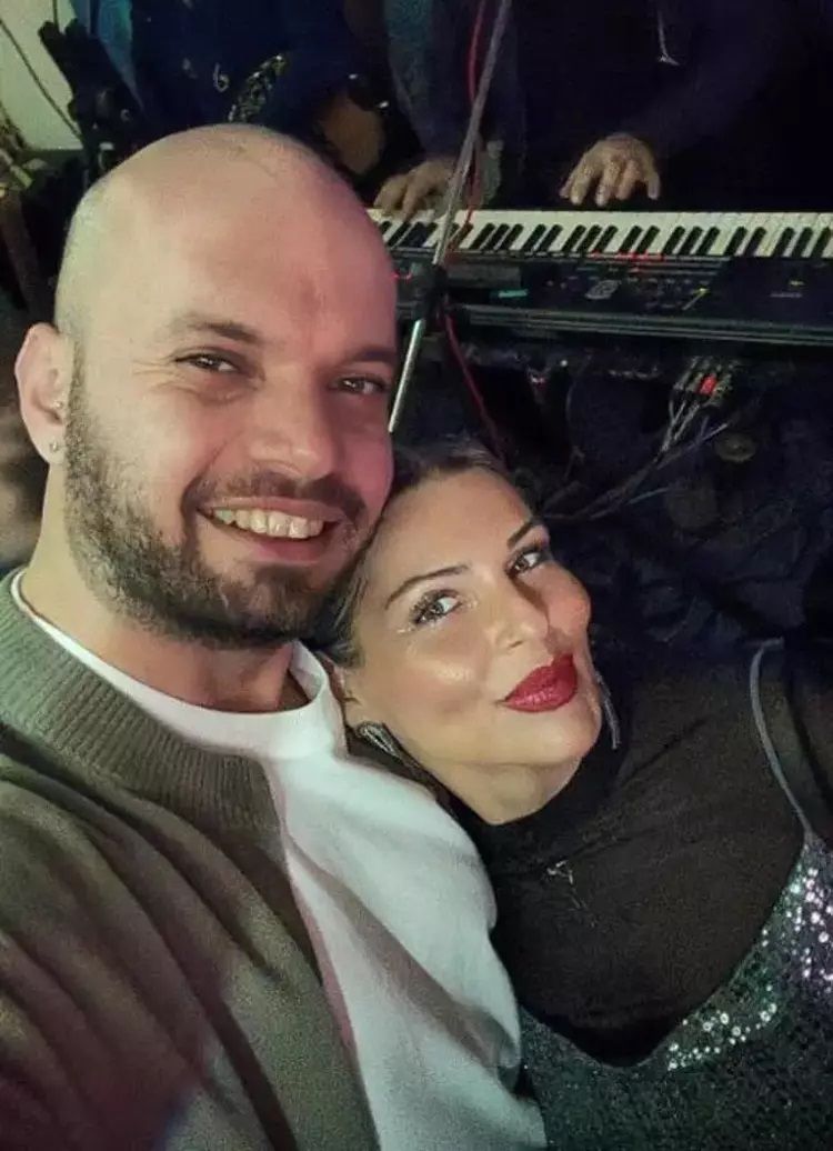 Ünlülerden 14 Şubat Sevgililer Günü paylaşımları! 10