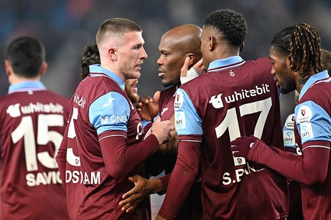 Süper Lig'de dev derbi öncesi şampiyonluk oranları güncellendi! Zirvede büyük fark... 5