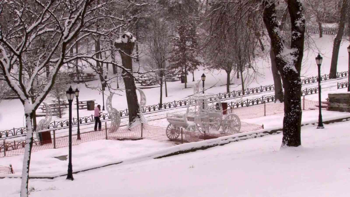 Beyaz örtü altında İstanbul: Karın tadını çıkarmak için en güzel parklar! 6