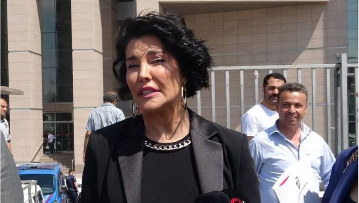 Nafaka krizi! Efe Önbilgin ve Deniz Akkaya yine davalık oldu 2