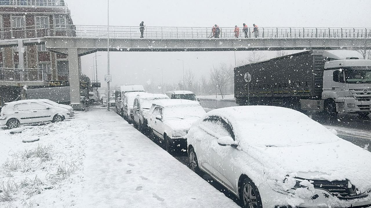 Kar ve soğuk hava Türkiye'yi esir aldı! Kuvvetli yağış ve çığ tehlikesine dikkat! İşte son hava durumu tahminleri 3