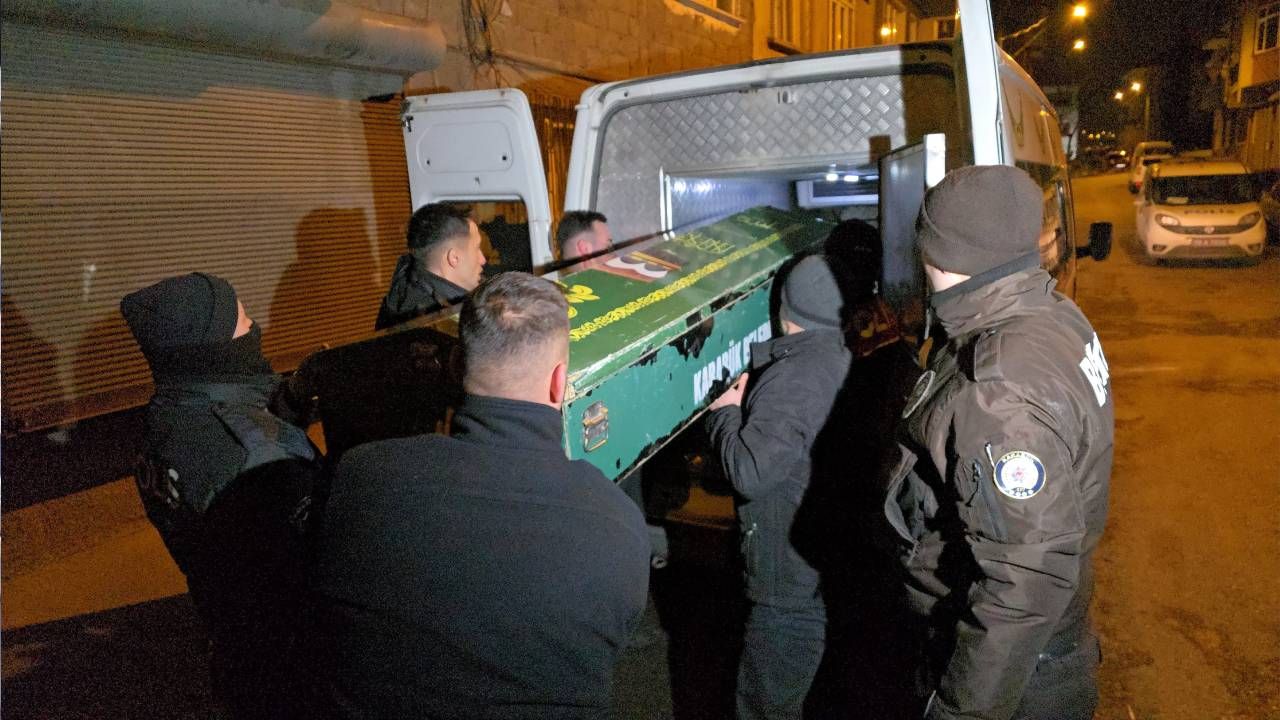 Karabük'te Afgan uyruklu şahıs çocukların gözü önünde kardeşi ve yengesini katletti 6