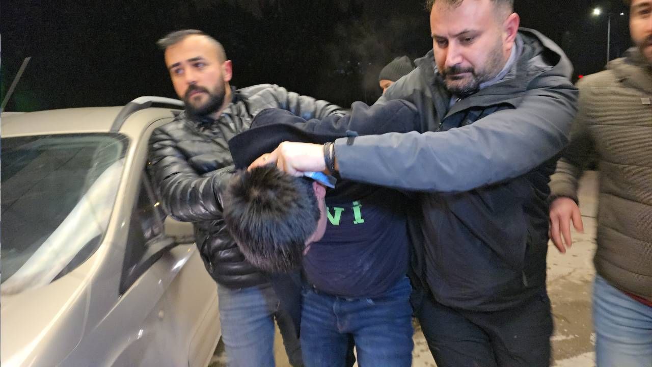 Karabük'te Afgan uyruklu şahıs çocukların gözü önünde kardeşi ve yengesini katletti 5