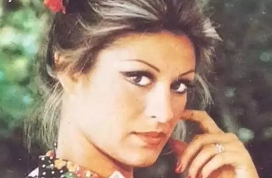 Yıllara meydan okuyor! 'Yeşilçam’ın en güzel kadını' Gülşen Bubikoğlu'nun son hali merak uyandırdı 3