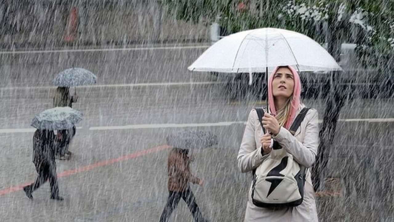 Karla karışık yağmur geliyor! Bu illerde yaşayanlar dikkat! Meteoroloji saat saat harita yayınladı.... 3
