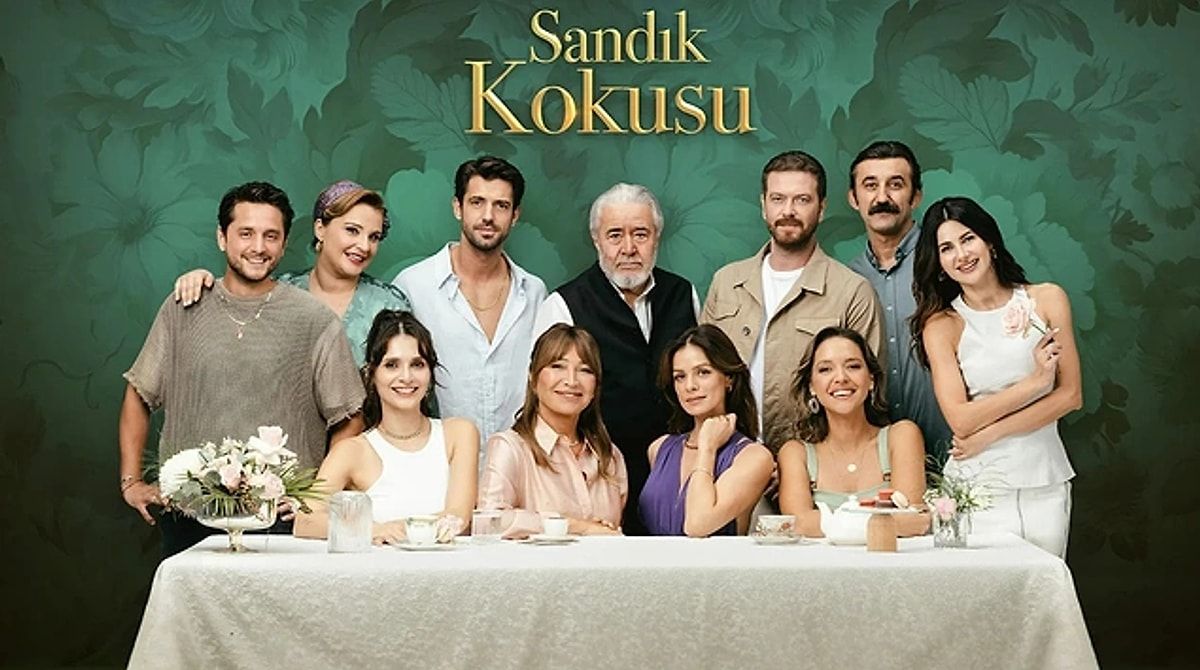 Aşırı spor hastanelik etmişti: Nesrin Cavadzade, Sandık Kokusu setine koltuk değnekleriyle dönebildi 4
