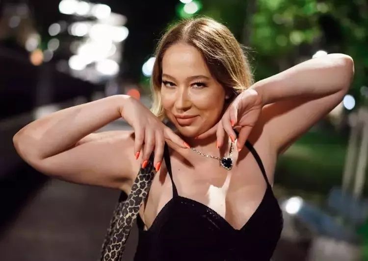 Gülçin Ergül'den yıllar sonra gelen Hepsi itirafı! "Bunları hiçbir yerde anlatmadım" diyerek gözyaşlarına boğuldu: 2014 yılında buluştuk ve kavga ettik 2