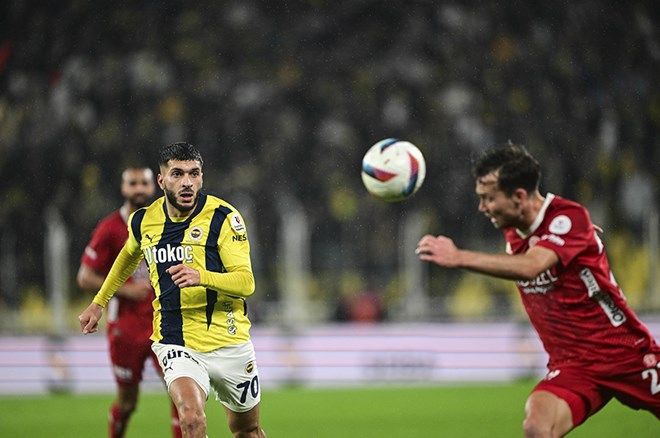 Tugay Kerimoğlu Fenerbahçe'nin en kritik oyuncusunu seçti: Takımın bel kemiği belli oldu! 5