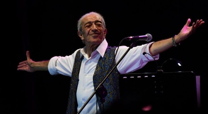 Edip Akbayram, son yolculuğuna böyle uğurlanmak istedi 3