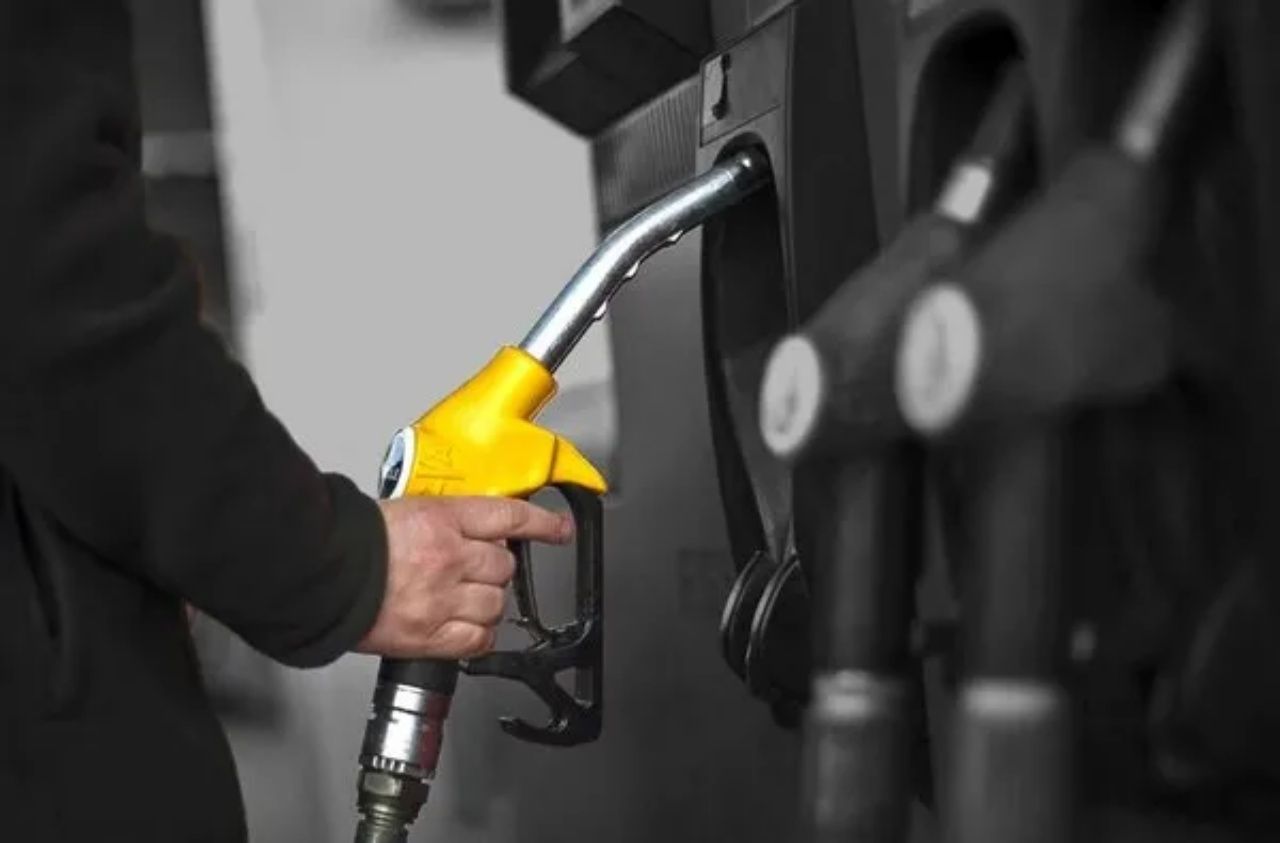 Akaryakıtta çifte tarife! Benzin ve motorinde fiyatlar değişti! İşte 5 Mart 2025 güncel akaryakıt fiyatları 3