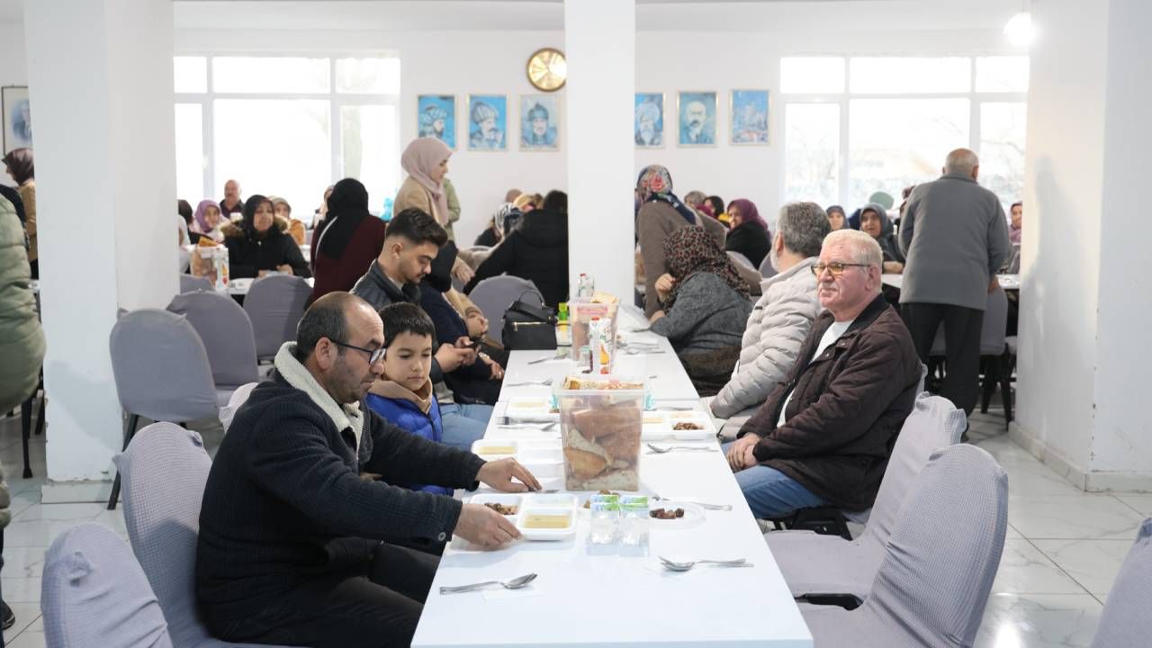 Nevşehir'de iftar vakti evlerde yemek pişirmek yasaklanan köyde imece usulü Ramazan 4