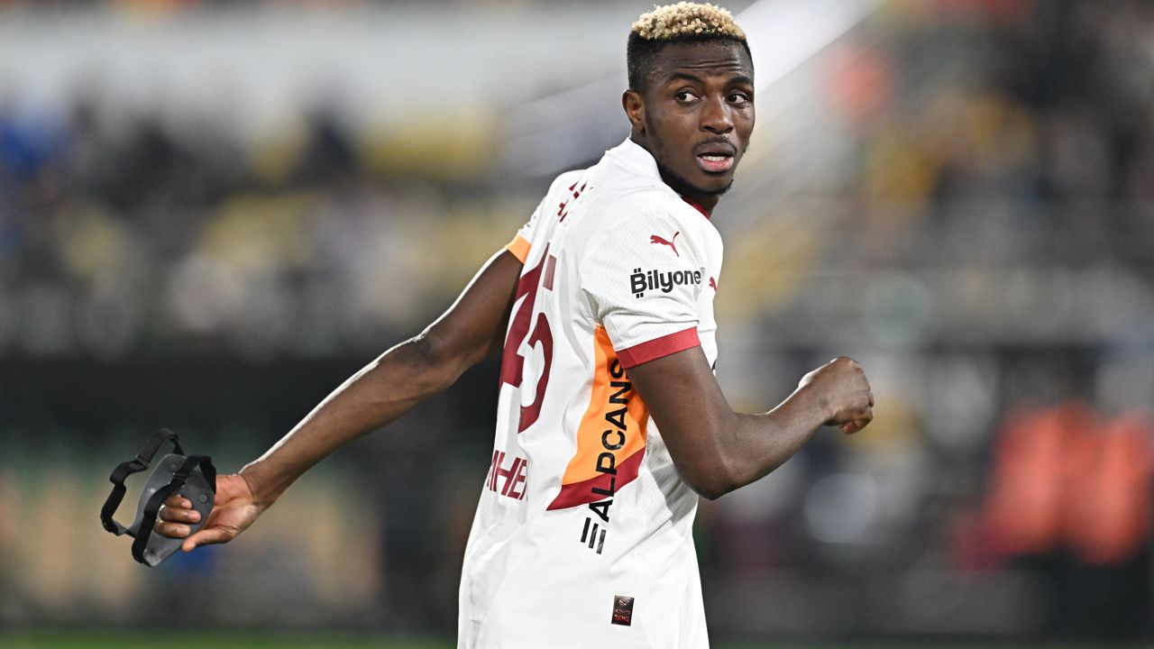 Victor Osimhen'in istediği yıllık ücret ortaya çıktı! Yıldız oyuncunun maliyeti tamı tamına 127 milyon euro 2