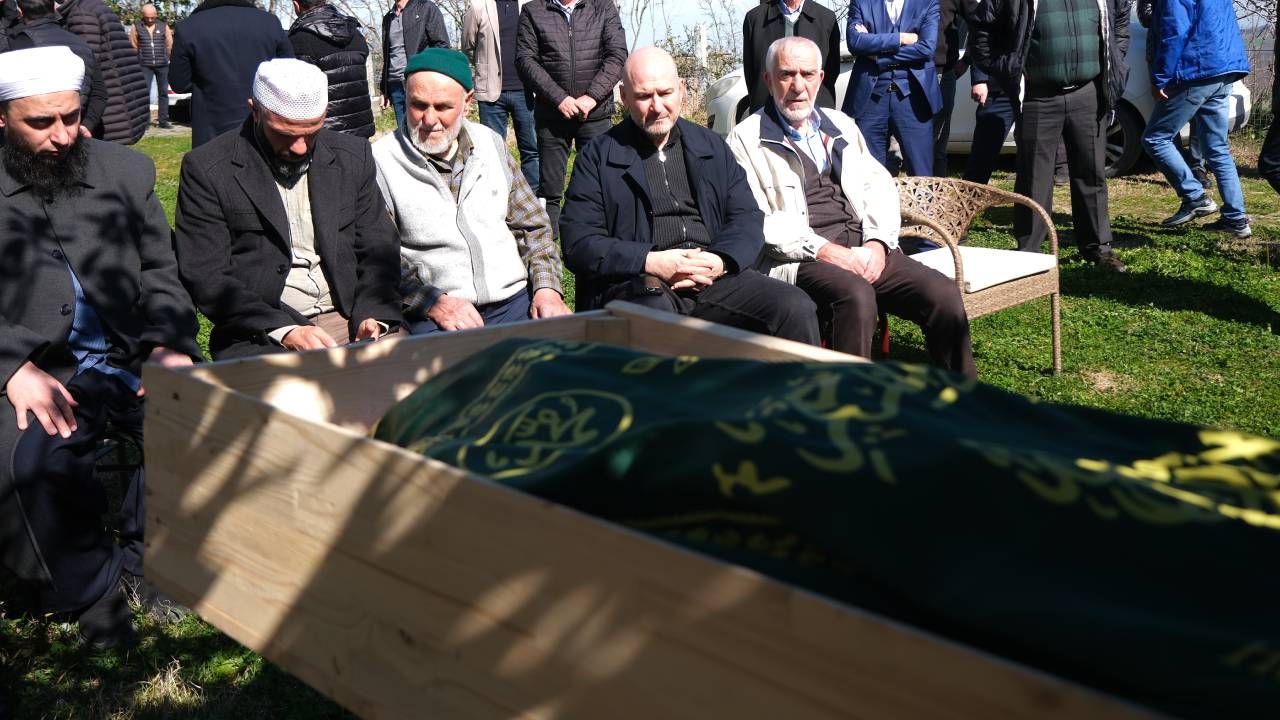 TBMM İçişleri Komisyonu Başkanı Süleyman Soylu'nun acı günü; dayısını Bafra'da toprağa verdi 5