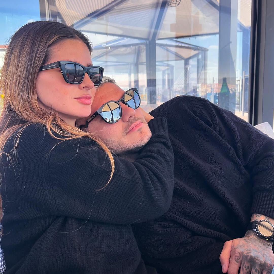 Mauro Icardi'nin gözü China Suarez'den başka bir şey görmüyor! Sevgilisinin pozuna kayıtsız kalmadı 1