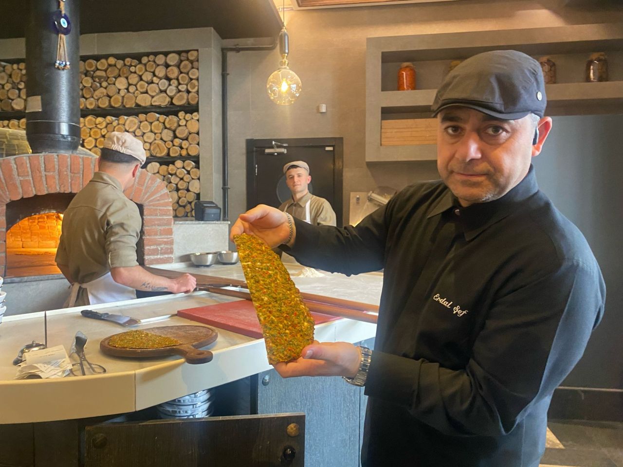 İstanbul'da lahmacunun fiyatı tartışma konusu oldu; 60 liraya da var 250 liraya da 2