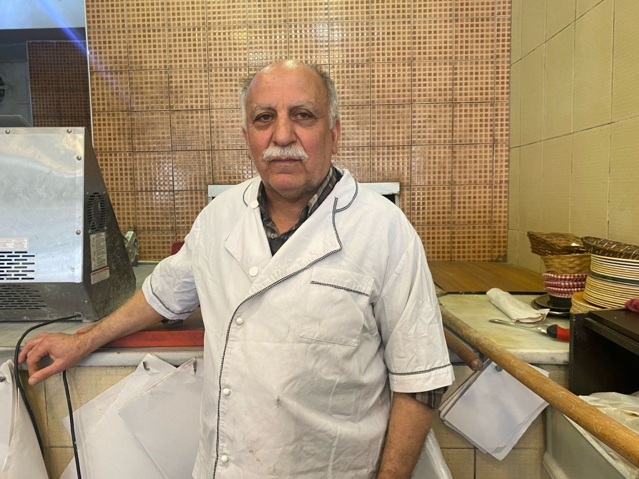İstanbul'da lahmacunun fiyatı tartışma konusu oldu; 60 liraya da var 250 liraya da 4
