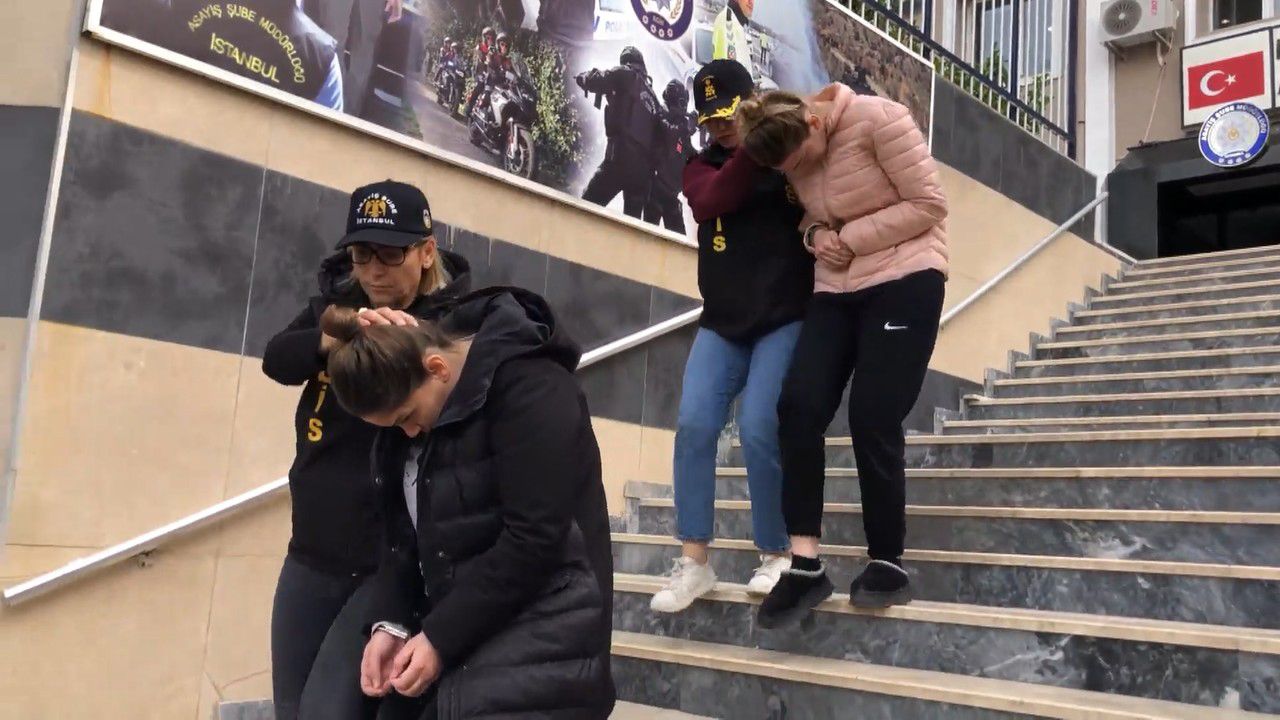 Sultan Vahdettin'in torunlarından Mesude Evliyazade'nin Sarıyer'deki lüks evinde milyonluk hırsızlık 1