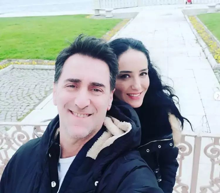 Bekir Aksoy’dan müjdeli haber: Üçüncü kez baba oluyor! 1