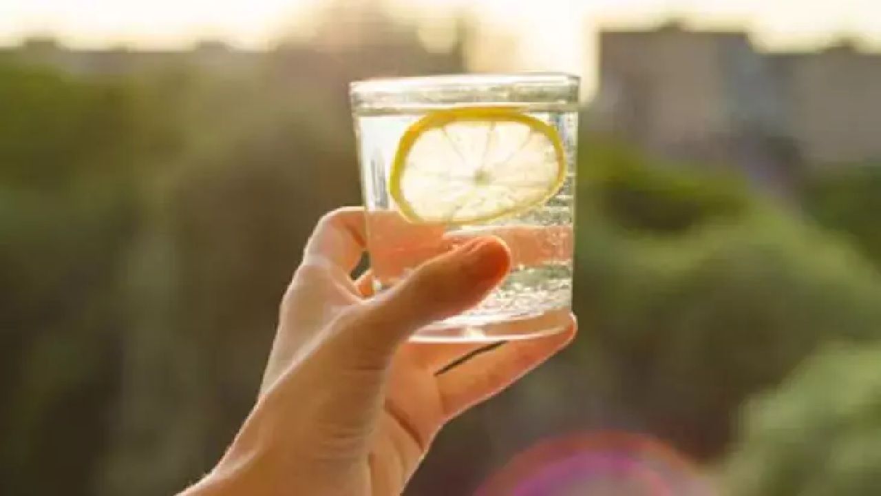 Tonik kullanmadan duramayanlara doğal çözüm! Cildi süt gibi yapıyor... 2