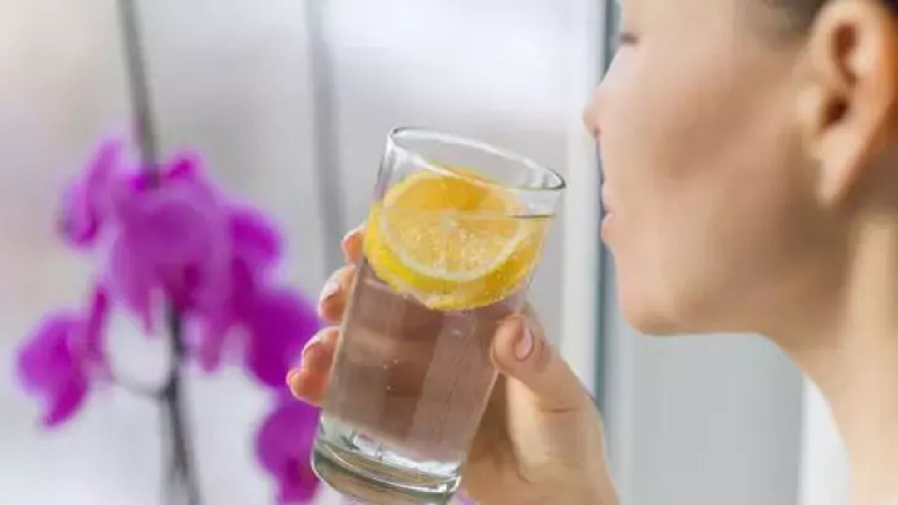 Tonik kullanmadan duramayanlara doğal çözüm! Cildi süt gibi yapıyor... 1