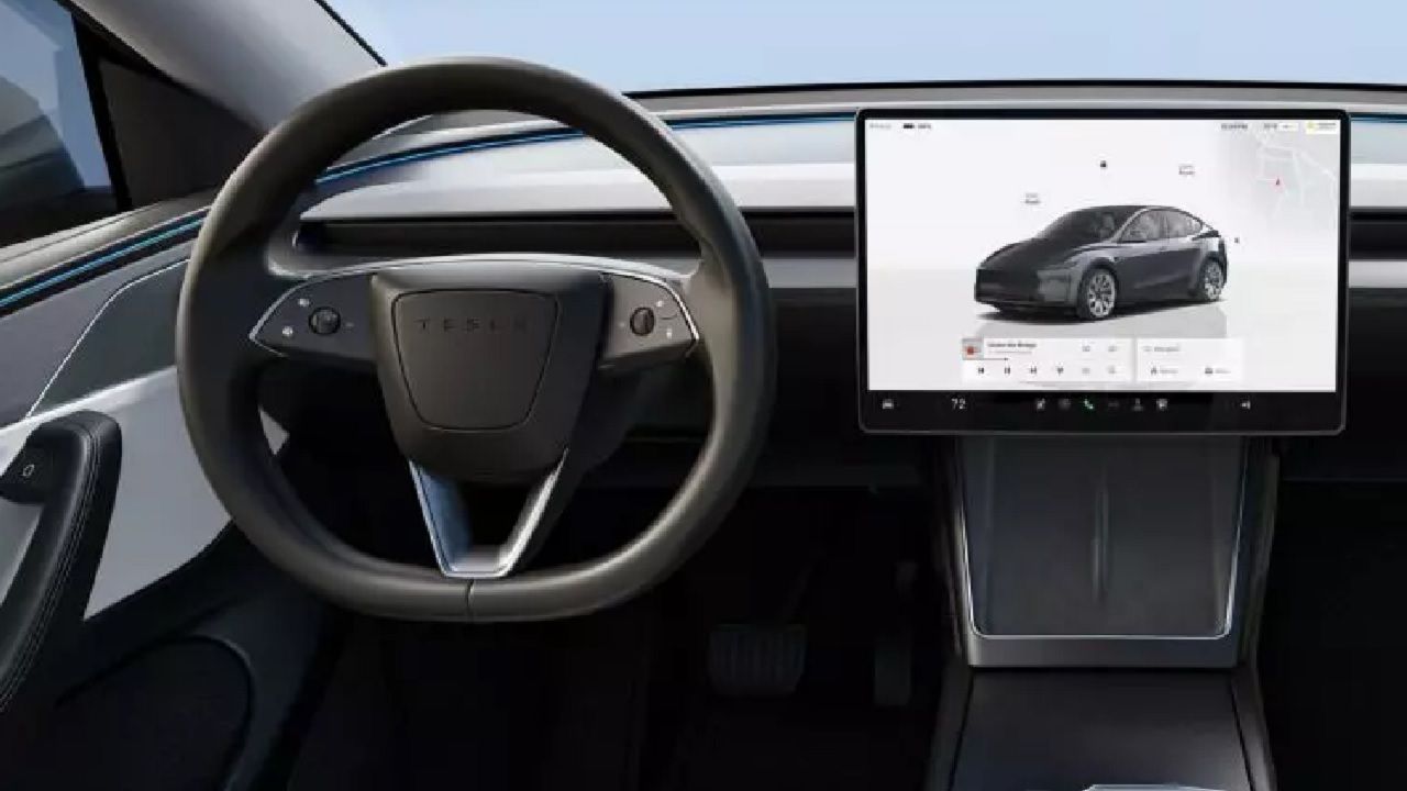 Yenilenen Tesla model Y Türkiye'de! Merakla beklenen fiyatı belli oldu! 2