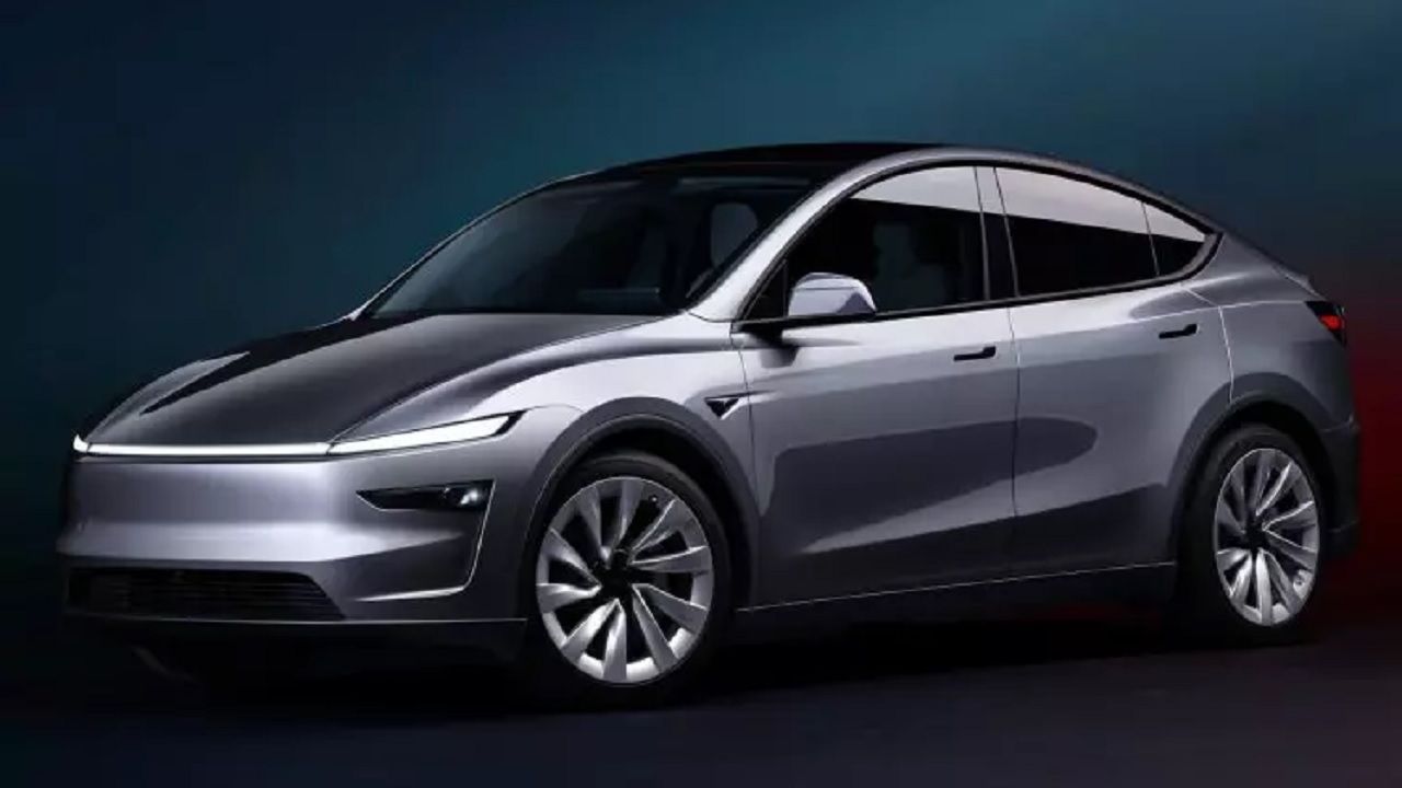 Yenilenen Tesla model Y Türkiye'de! Merakla beklenen fiyatı belli oldu! 3